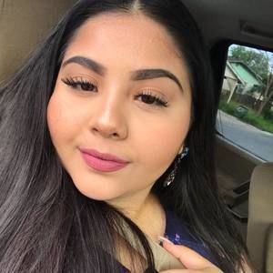 Meet your Posher, Priscilla